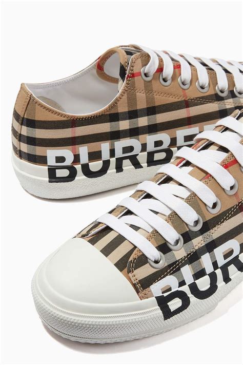 burberry shoes for women.